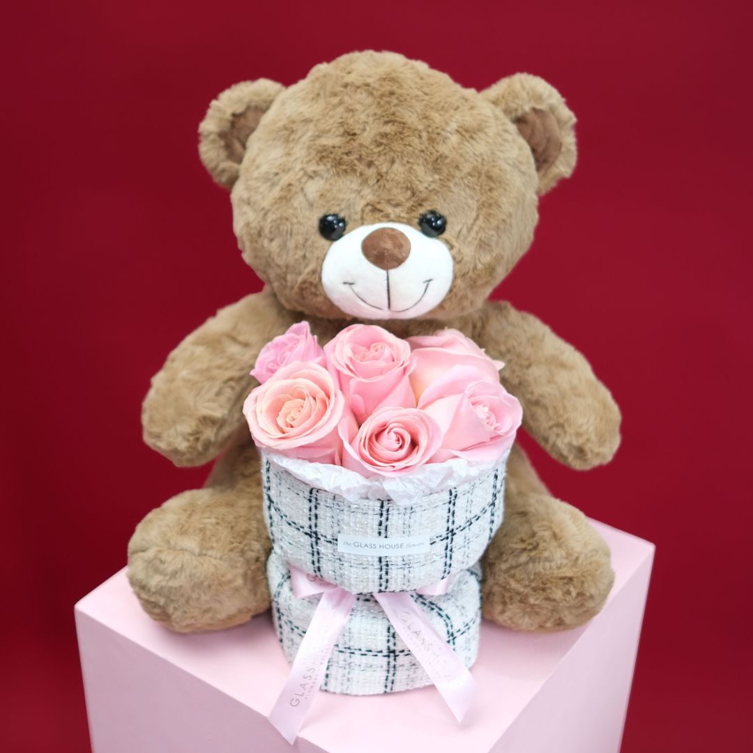 Teddy's Bloom Embrace - Half Dozen Roses Tweed Bouquet