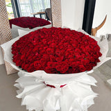 Grand Roses Bouquet