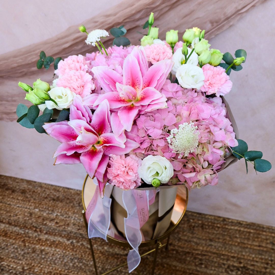 Sweet Lily Bouquet