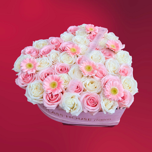 Sweet Daisy Dreams - Large Heart Velvet Box