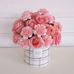 Roses & Carnations - Tweed Round Box