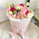 Roses, Lisianthus, Pingpong - Frilly Bouquet