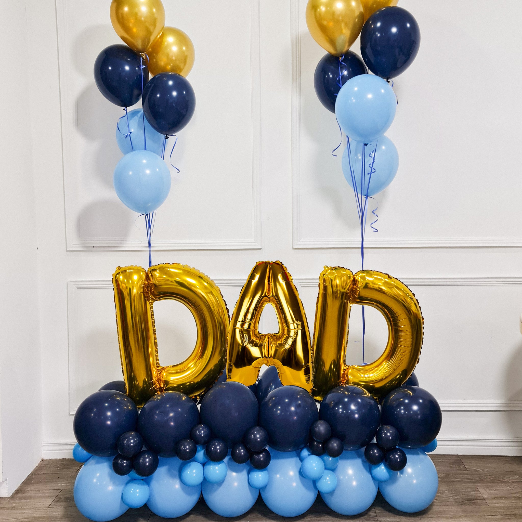 DAD or PAPA Balloon Sculpture