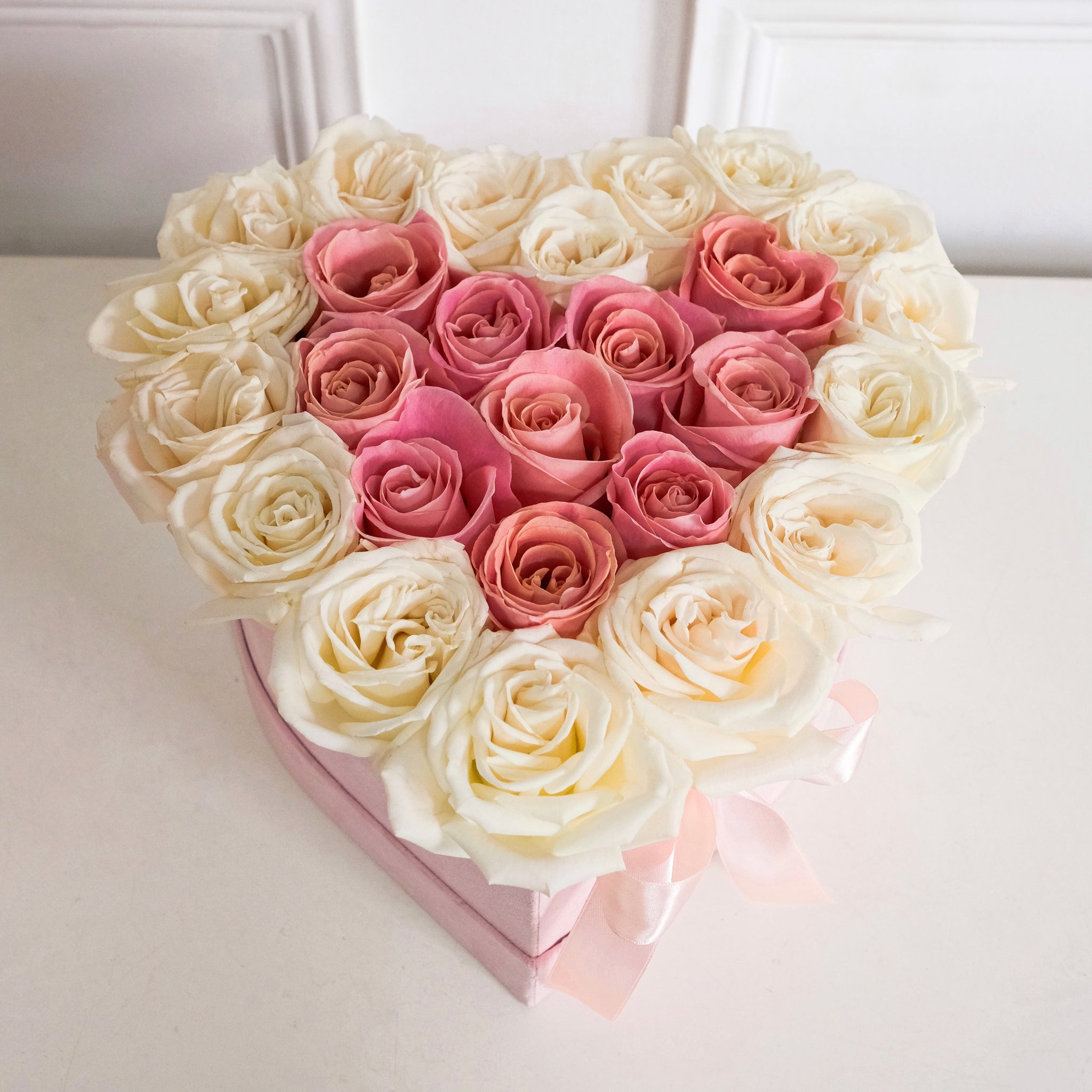 Roses - Petite Velvet Heart Box