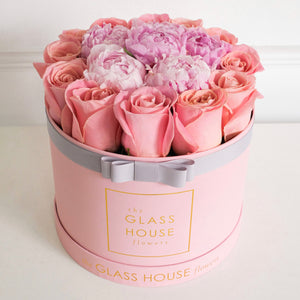 Roses & Peonies - Midi Round Box