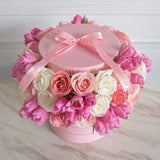 Gift of Blooms - Midi Round Box